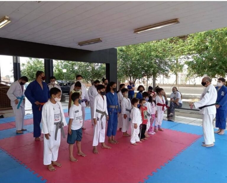 Escolinhas de Esportes PMNO + projetos sociais 2021-10 (10)