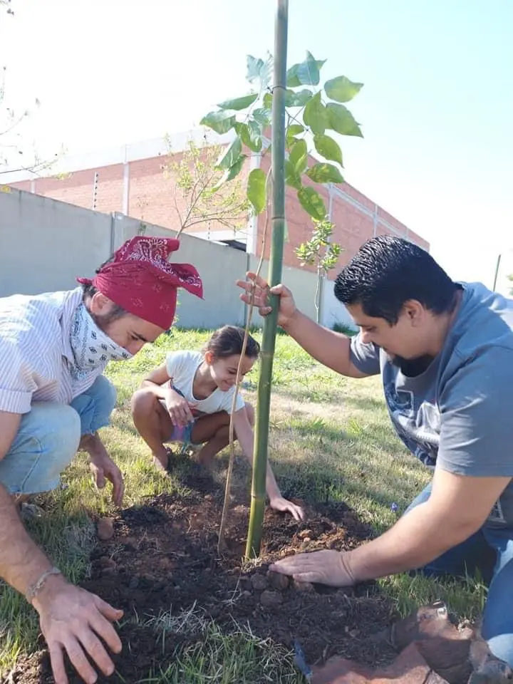 Plantio de mudas no Terra Nova 2021-10-23 (28)
