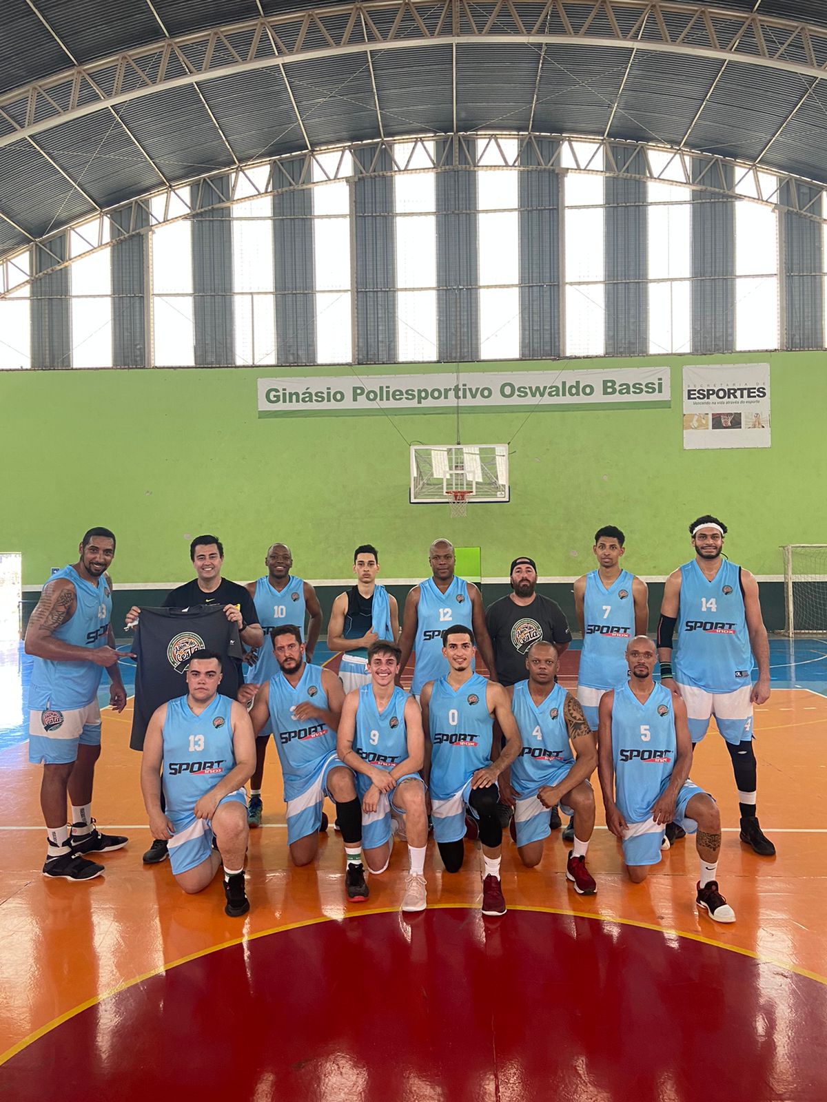 LIGA Metropolitana De Basquete