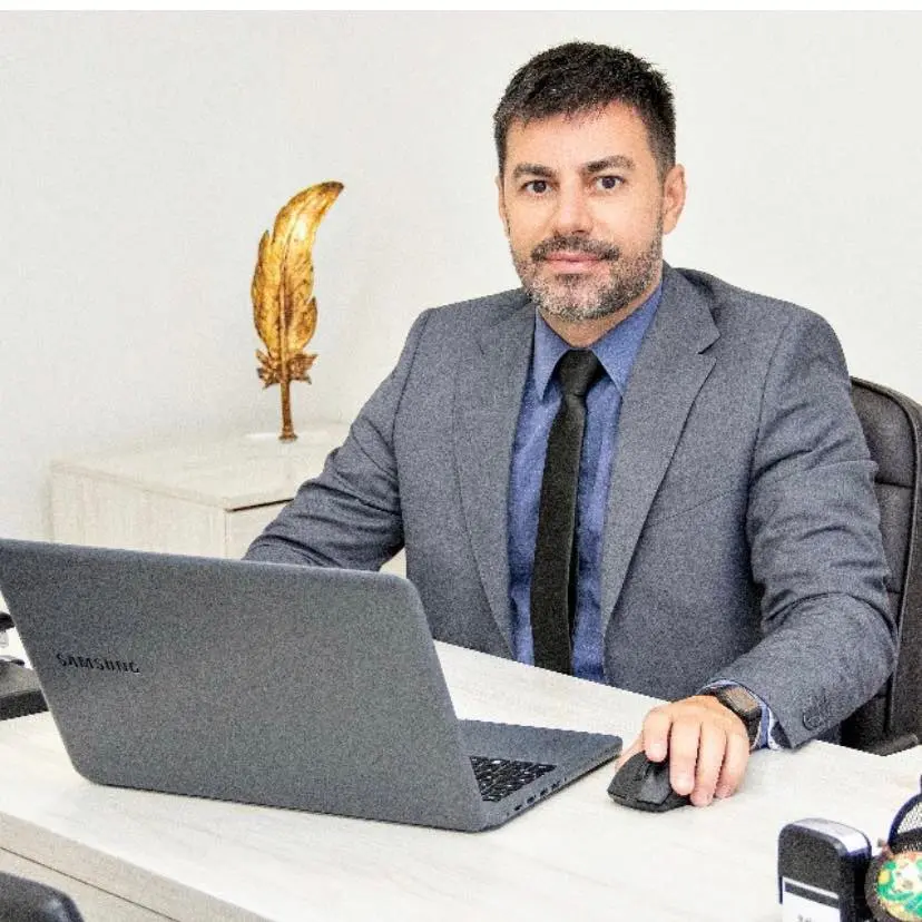 dr Alexandre Patrussi de Souza