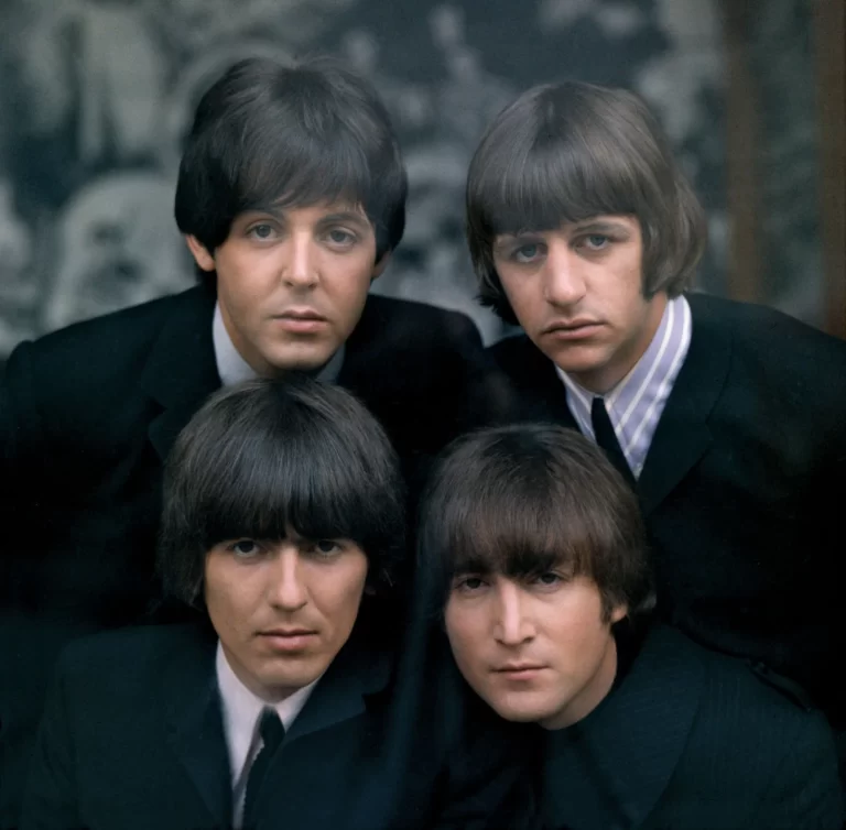 The-Beatles-Ringo-Starr-Paul-McCartney-George