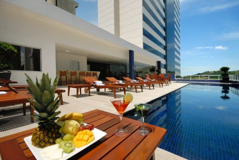 Golden Tulip Porto Vitoria_piscina 2