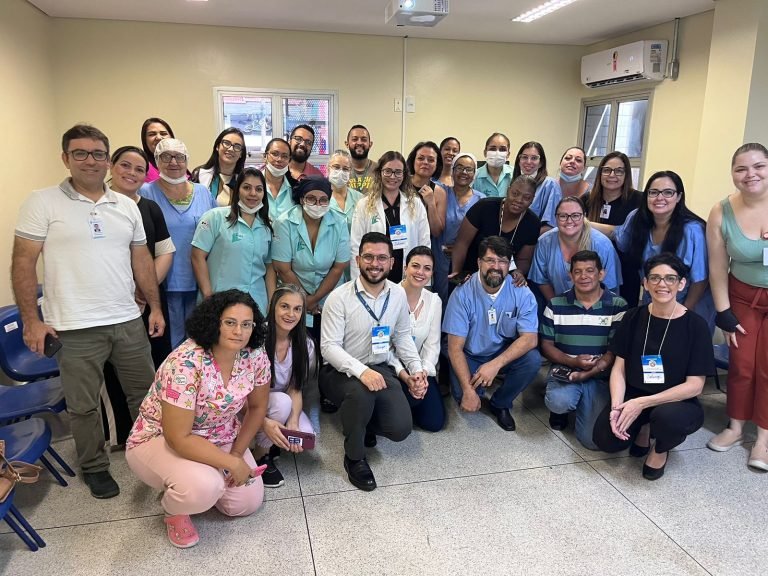 19.10.2023 PROFISSIONAIS DO HOSPITAL MUNICIPAL DE HORTOLANDIA RECEBEM TREINAMENTO EM COMUNICACAO EFICIENTE