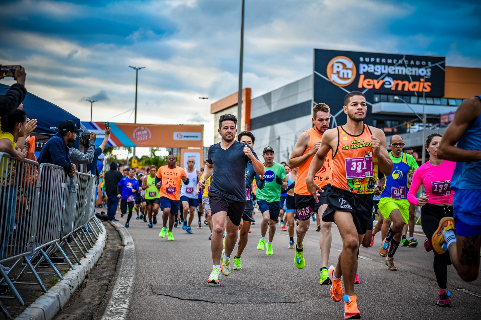 Notícia - Equipe de Atletismo de Agudos participa da Corrida