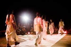 Espeta-#769culo-Vo-#769s-que-Pulsais-criado-dentro-de-reside-#770ncia-artistica-do-festival---Foto-Natalia-Chagas-44