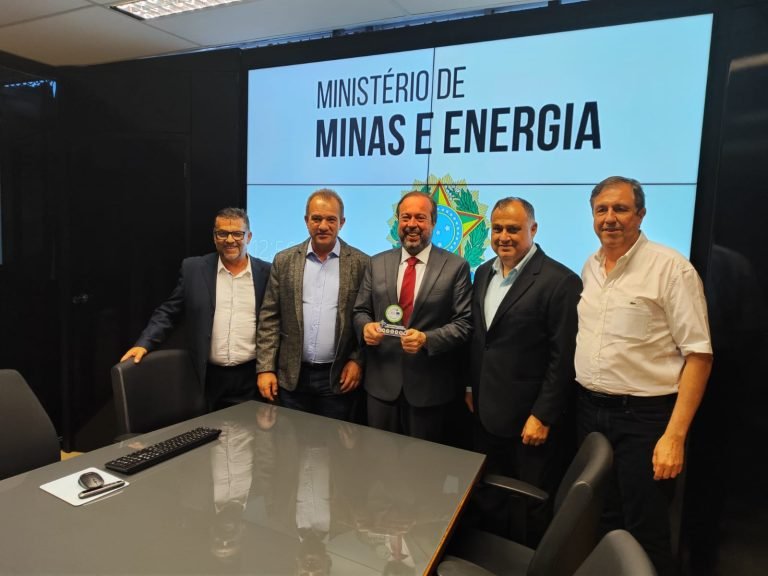 Ministério Minas e Energia 1