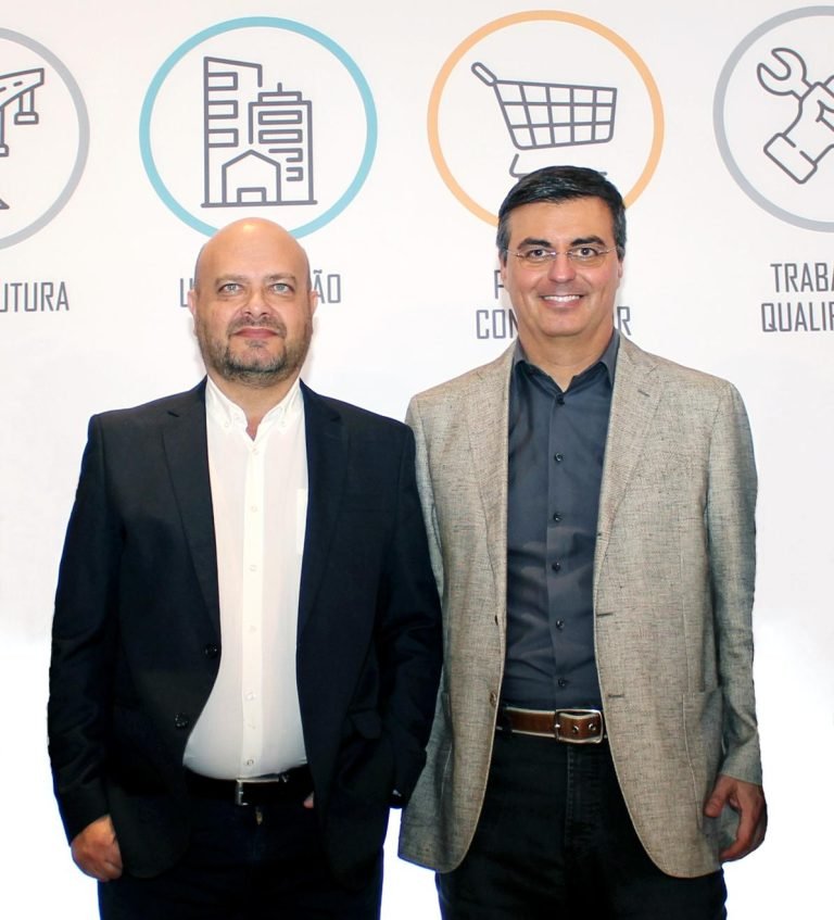 225_JoseHenriqueTCorrea_RafaelCervone_Crédito Roncon&Graça Com