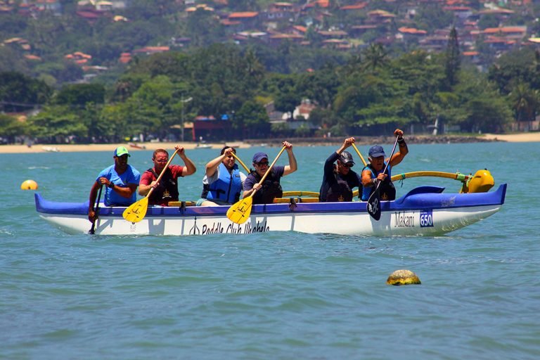 Canoa havaiana do Paddle Club Ilhabela, que participará na competição - Foto Reginaldo Pupo - Travel for Life (2)