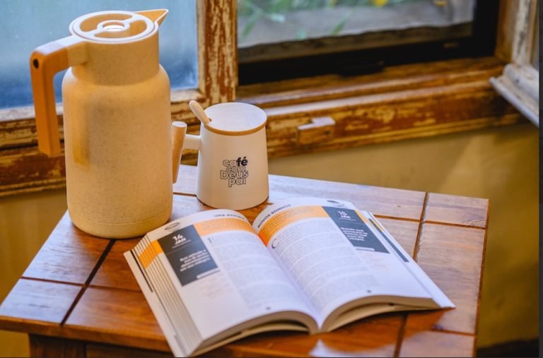 8e5cb6927d76477644957fb5eda6adf6