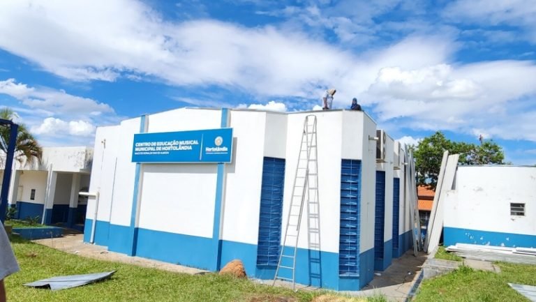 d3dee0a4bd35fb7f6193b98cab96b615_L