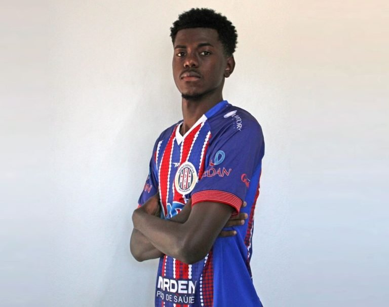 kaua-vinicius_sao-carlense