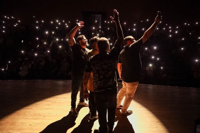 19c308e8a81659e4425f0c19cb300e76_L