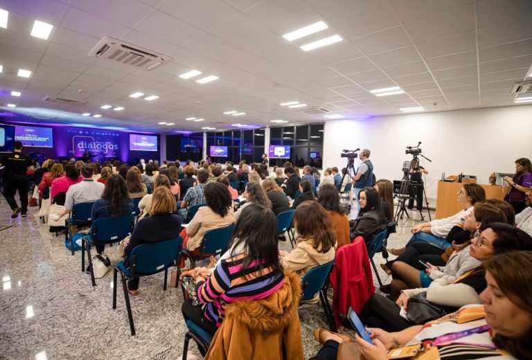 Forum-Dialolgos-na-Educacao--2023