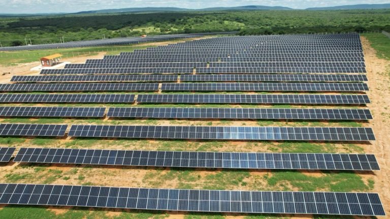 Usinas-fotovoltaicas-da-Hy-Brazil-uma-das-geradoras-da-FIT-Energia