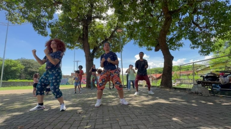 da8b72390a45349a107007db780941b7_L