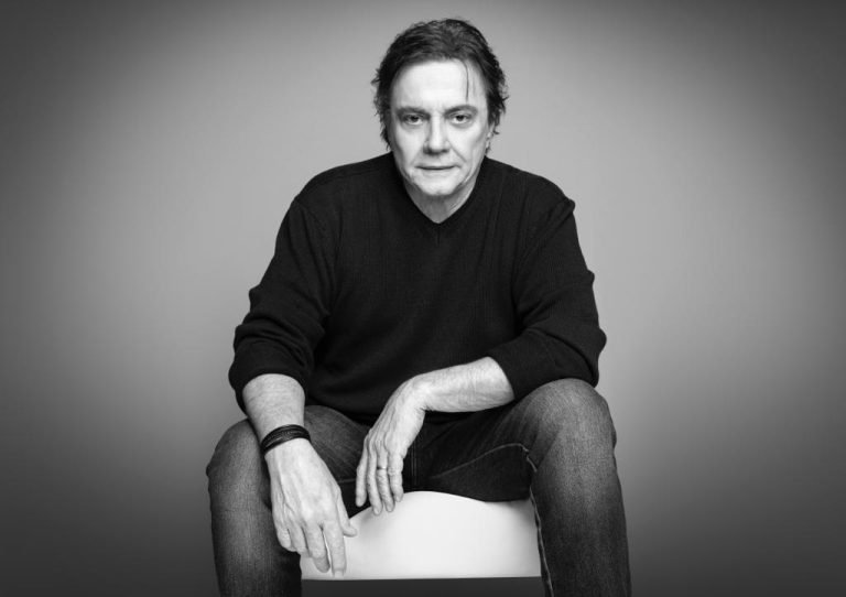 6b091764-713f-48a1-aeac-450087b4eb38