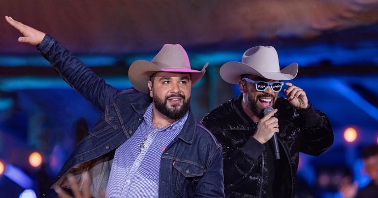 LEO E RAPHAEL - MORUNGABA RODEIO FEST