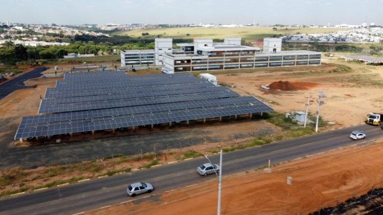 e3e624b28bb3a407a2a8af02b23c7dc2_L