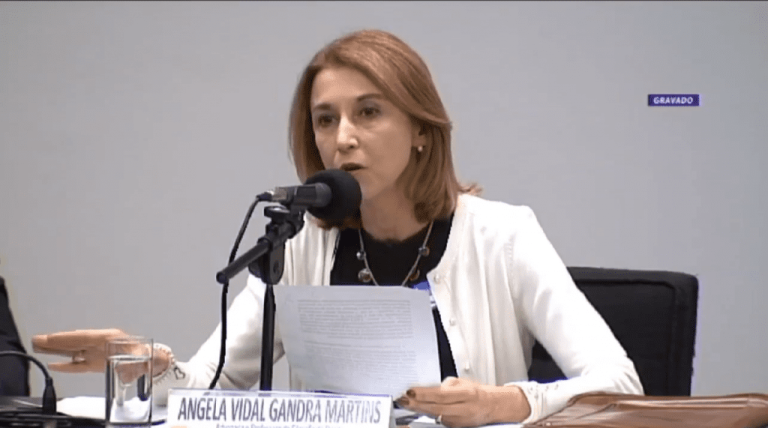 5efacbb90343b5713c7933649f52de3a-e1533148669259-1024x571 Angela Gandra 4