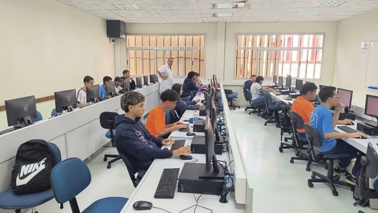 Foto Alunos CPDB Curso Informática