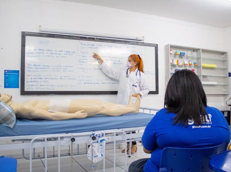 Curso - Cuidador de Idosos (1)