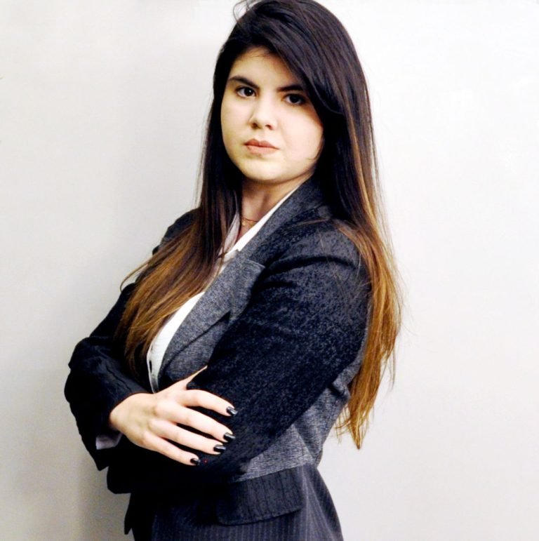 Laura Falsarella-2_Arquivo Pessoal