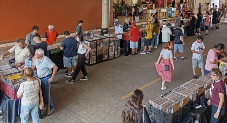 Feira de Discos (1)