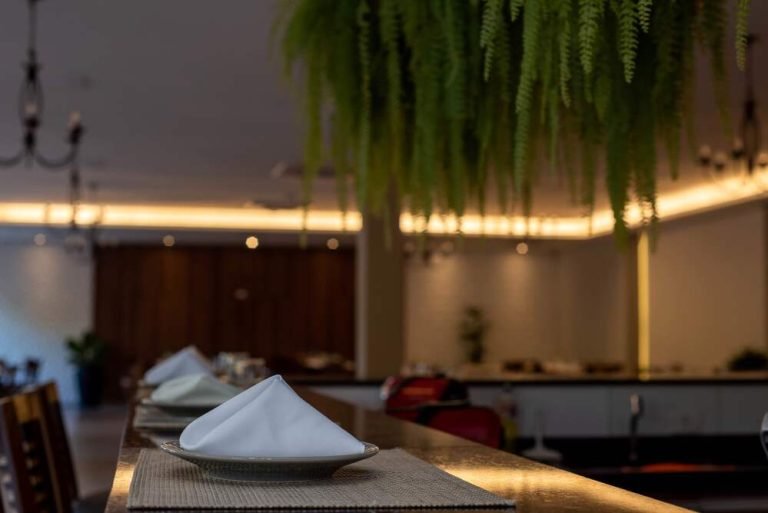 Le Park Restaurant.. (3)