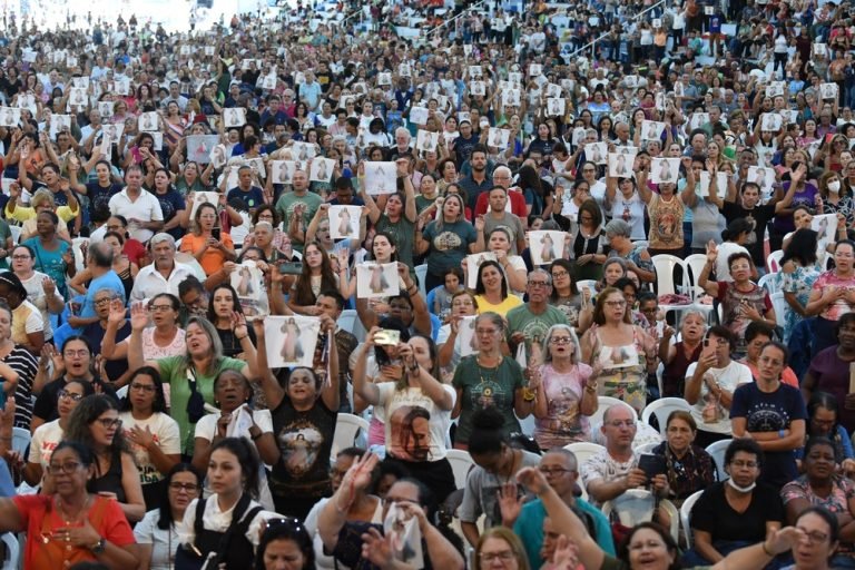 ENTRONIZAÇÃO DO QUADRO DE JESUS MISERICÓRDIOSO 16042023 (10)