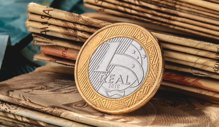 Real Currency. Dinheiro, Brasil, Reais, Economia. Real coin on a