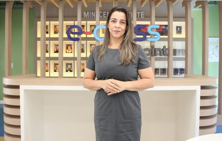 4191_Profa_Roberta_Guimaraes_Credito_RonconGracaCom (1)