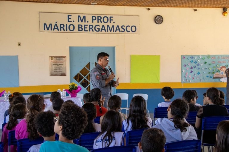 Bombeiro na Escola - thiago carvalho (1)