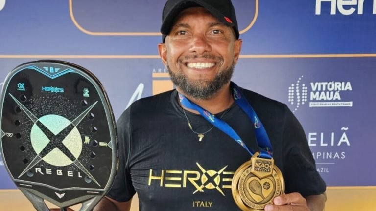 amorosopaulinia25gd (1)