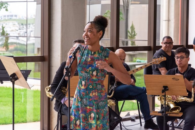 04-11-2025 CONCERTOS BEATRIZ PINHEIRO (1)