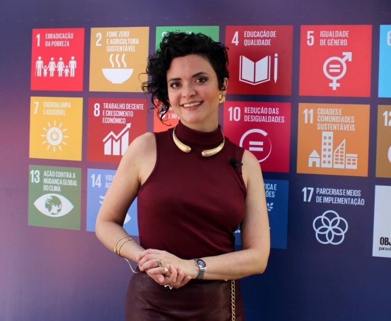 2201__ClaraTCorrea_Credito_RonconGracaCom