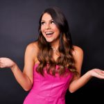 Bruna Louise encerra a programação de 2025 do Teatro Oficina do Estudante