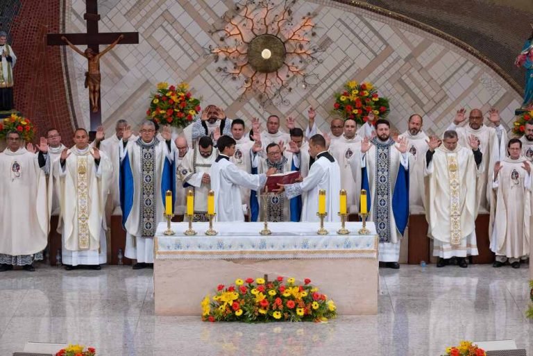 Missa Renovação do Compromisso 2025_2_Crédito Daniel Xavier (1)