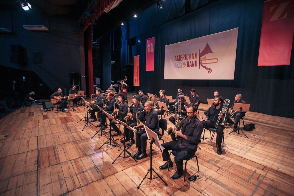 AMERICANA JAZZ BIG BAND (1)