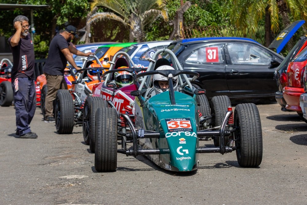 Equipe AMIKA em ação em etapa da COPA ECPA_CleevStudio (1)