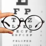 Abril Marrom alerta para prevenção à cegueira