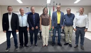 palestra IR CRC - Edmir Valente (Presidente da Fecontesp), José Aref Esteves, Antonio Furlan, Valkiria Callovi, Marcus Vinicius Beltrame, José Augusto Picão e Fabiano Ravelli (1) (1)