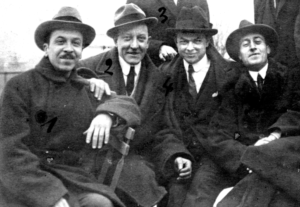 Brasileiros em Paris, 1922 - Henrique Cavalleiro, João Turin, Tulio Mugnaini e Victor Brecheret - Foto Acervo João Turin
