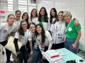 ESTUDANTES DA UNISA EM JORNADAS ANTERIORES (2)
