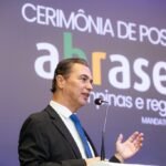 Lula e Motta correm para tentar aprovar proibição da escala 6×1 enquanto apoio da população cai, aponta a Abrasel