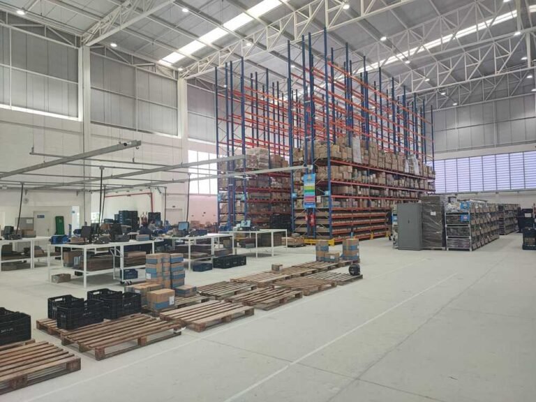 Centro de Distribuição - (1)
