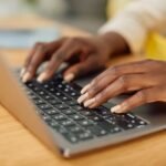 USP abre inscrições para Escola de Programação Web gratuita voltada a meninas e mulheres