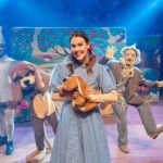 Teatro Oficina do Estudante traz espetáculo infantil O Mágico de Oz falado em inglês