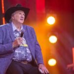 Sérgio Reis faz show especial do Dia dos Pais em Piracicaba