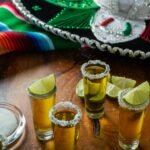 Da margarita ao mezcal: bebidas mexicanas ganham espaço no Brasil e conquistam consumidores em busca de novas experiências