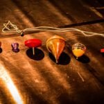 Gira, Pião! Coletivo Infâncias no Casarão realiza o III Festival de Pião com mestres de BH, exposição e espetáculo teatral